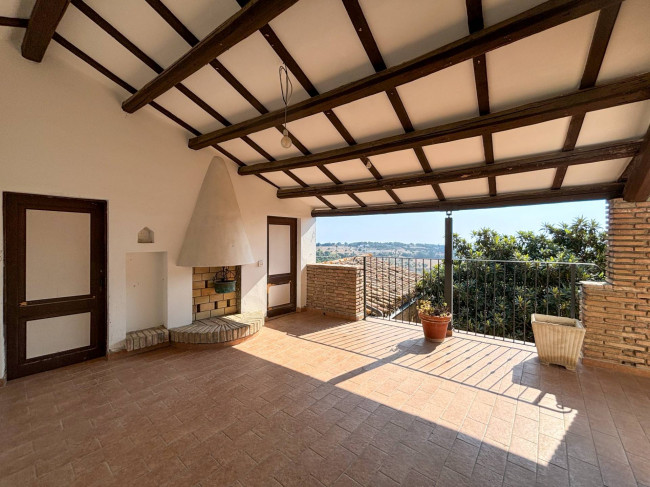 Casa cielo-terra in vendita a Civitanova Marche