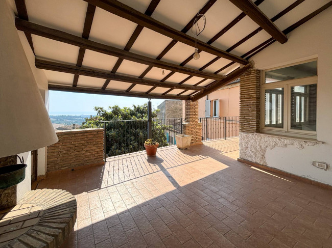 Casa cielo-terra in vendita a Civitanova Marche