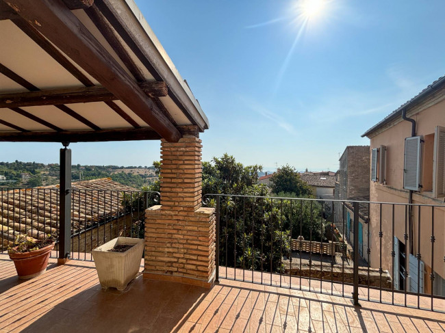 Casa cielo-terra in vendita a Civitanova Marche