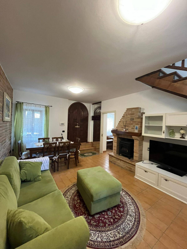  for sale in Monte Rinaldo