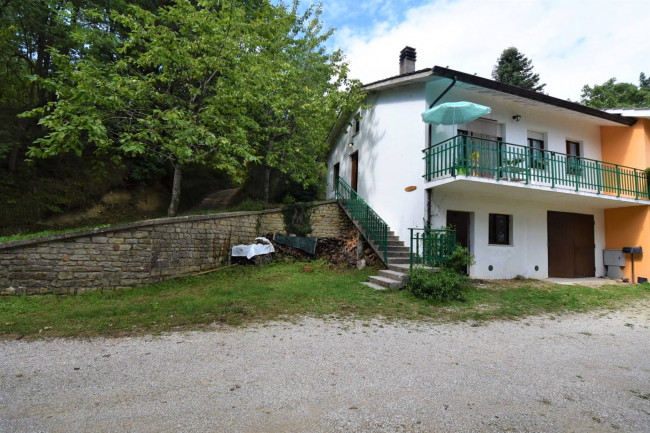 semi-detached villas for sale in Montefalcone Appennino