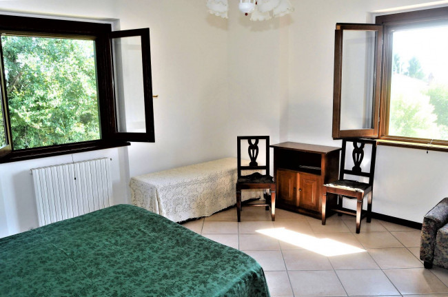 Villa for sale in Amandola