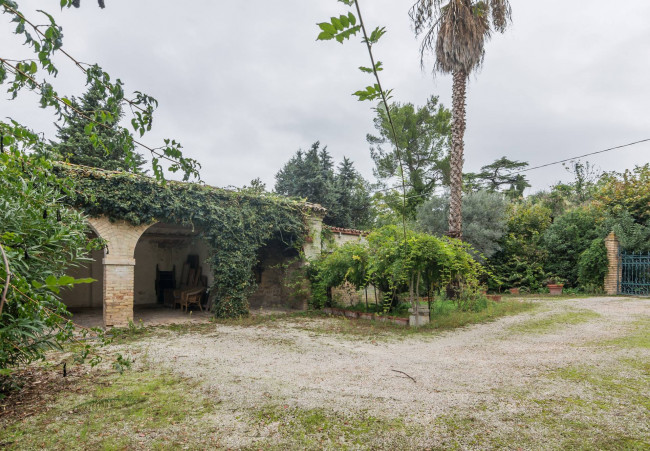 Casa indipendente in vendita a Macerata (MC)