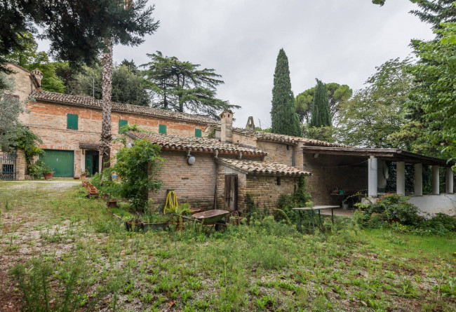 Casa indipendente in vendita a Macerata (MC)