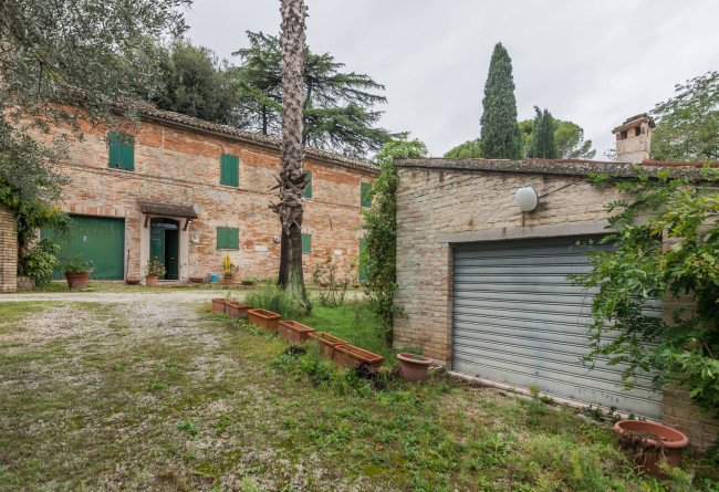 Casa indipendente in vendita a Macerata (MC)