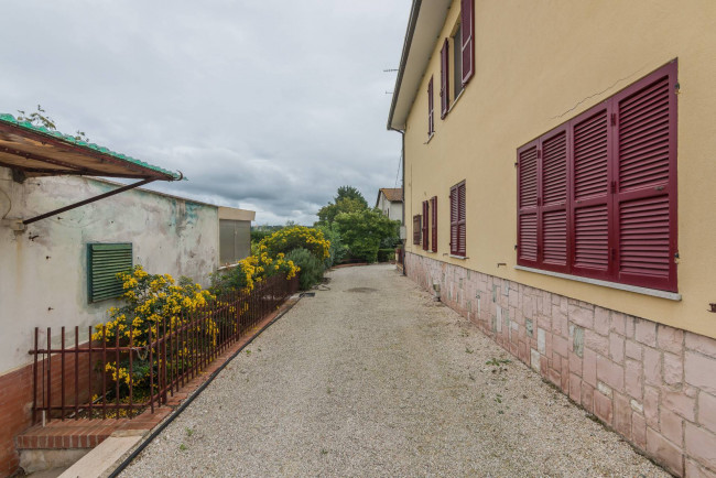 Casa indipendente in vendita a Villa Potenza, Macerata (MC)