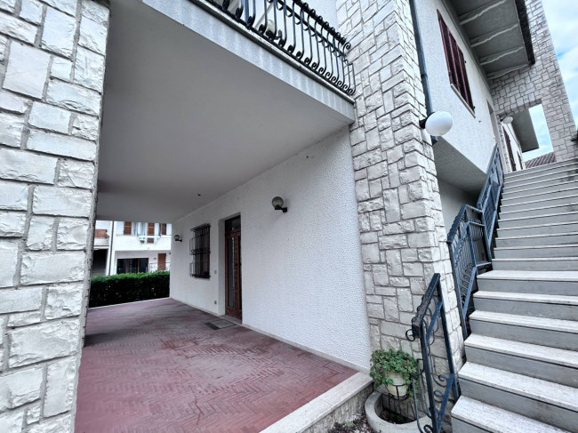 Casa singola in vendita a Montecassiano