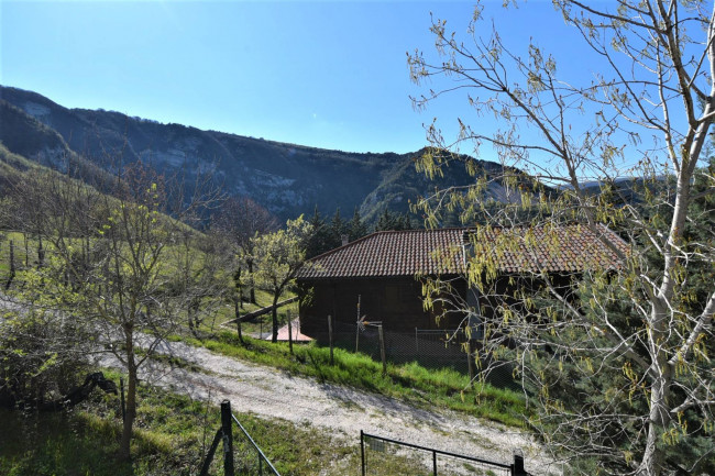 Villetta bifamiliare in vendita a San Ginesio