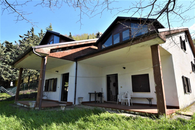 Villetta bifamiliare in vendita a San Ginesio