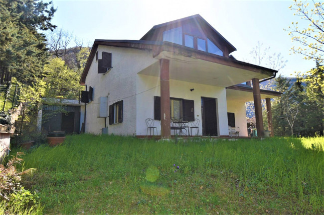 Villetta bifamiliare in vendita a San Ginesio