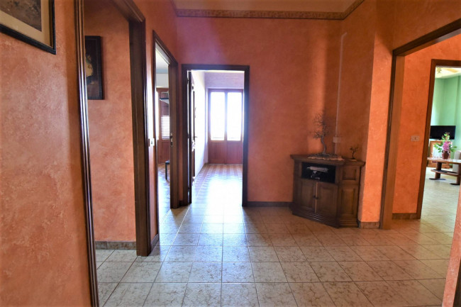 Casale in vendita a Sant'Angelo in Pontano