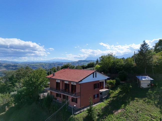 Casale in vendita a Sant'Angelo in Pontano