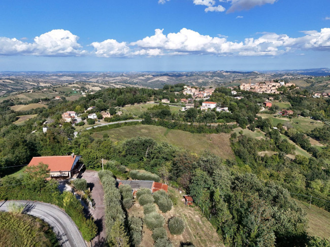 Casale in vendita a Sant'Angelo in Pontano