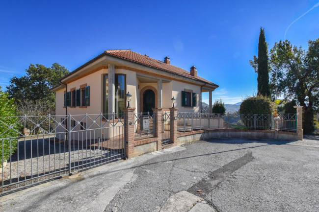 Appartamento in vendita a Amandola