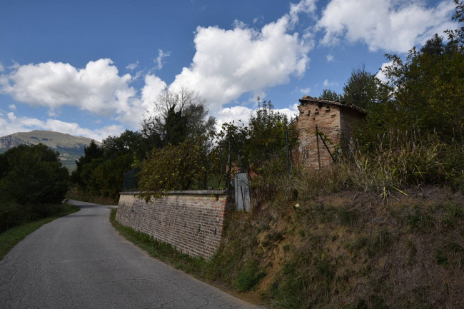 Rustico in vendita a Amandola