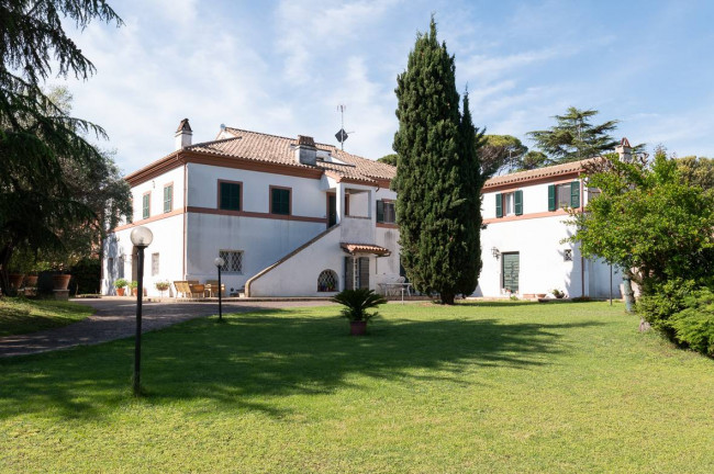 Villa in vendita a Civitanova Marche