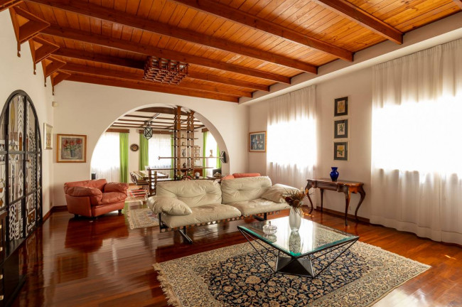 Villa in vendita a Civitanova Marche