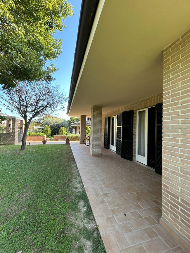 Villa in vendita a Civitanova Marche