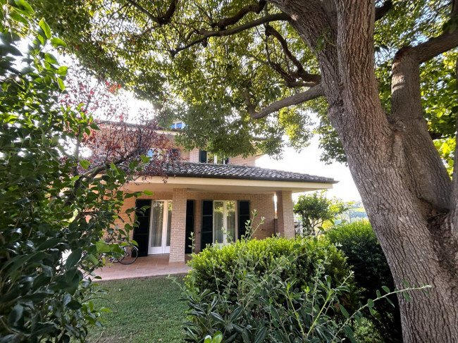 Villa in vendita a Civitanova Marche
