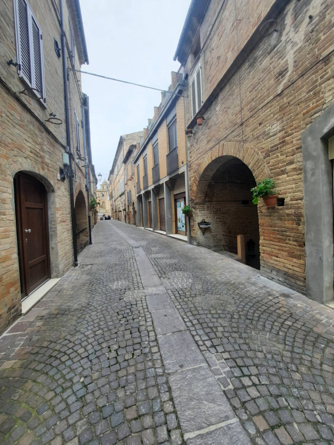 Appartamento in affitto a Carassai