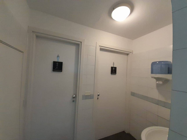 Attività commerciale in vendita a Porto San Giorgio