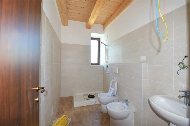Casale in vendita a Penna San Giovanni