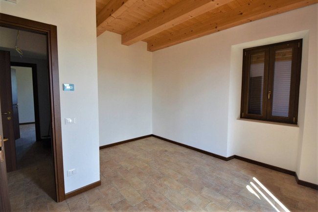 Casale in vendita a Penna San Giovanni