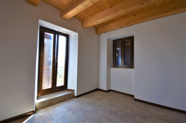 Casale in vendita a Penna San Giovanni