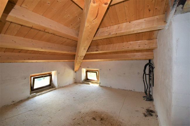 Casale in vendita a Penna San Giovanni