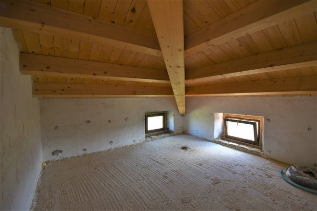 Casale in vendita a Penna San Giovanni
