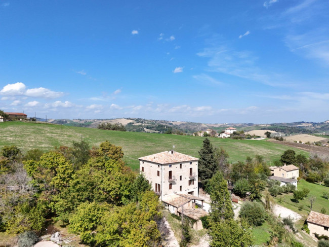 Casale in vendita a Penna San Giovanni