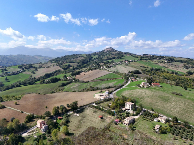 Casale in vendita a Penna San Giovanni