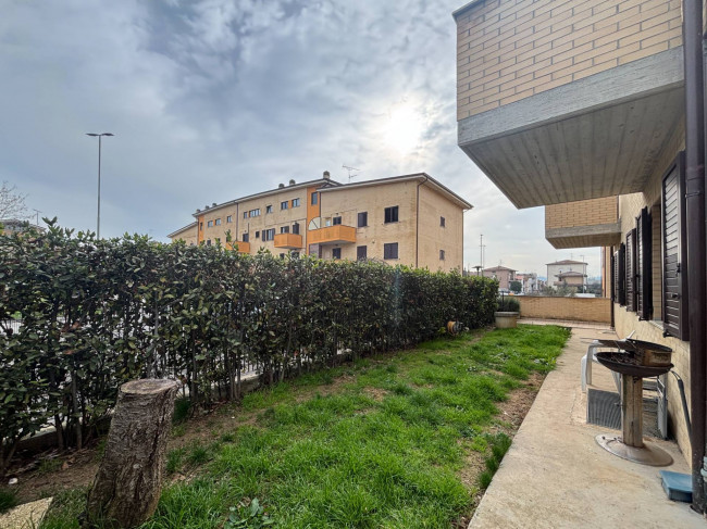 Appartamento in vendita a Montecosaro