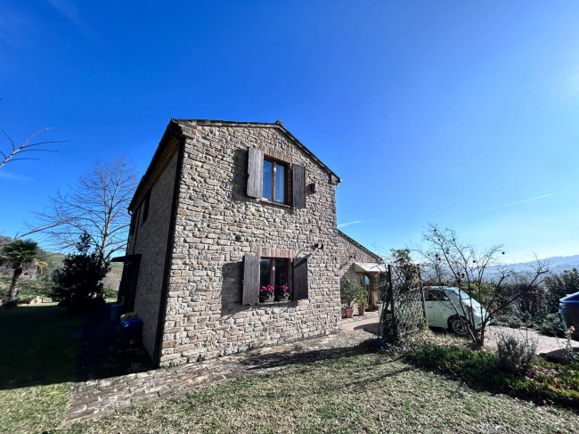 Casa singola in vendita a Monte Rinaldo