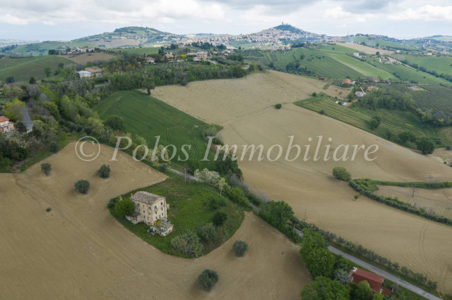 Casale in vendita a Fermo