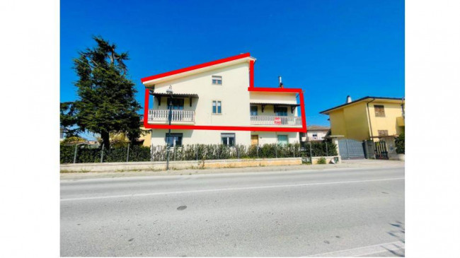 Appartamento in vendita a Montecosaro