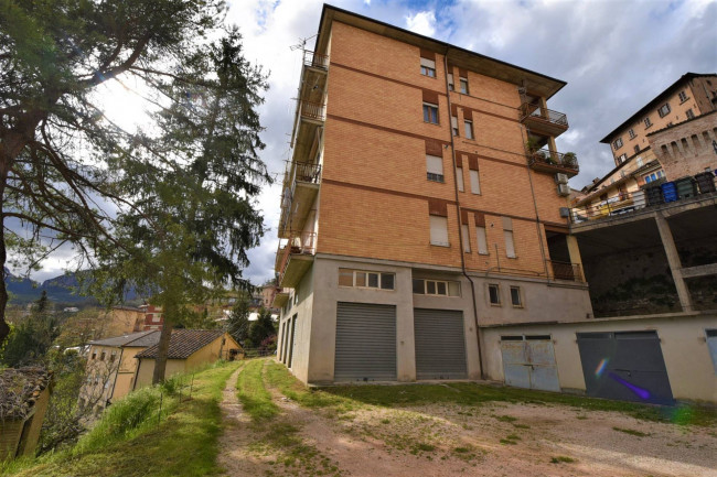 Appartamento in vendita a Amandola