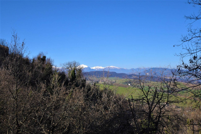 Appartamento in vendita a Montedinove