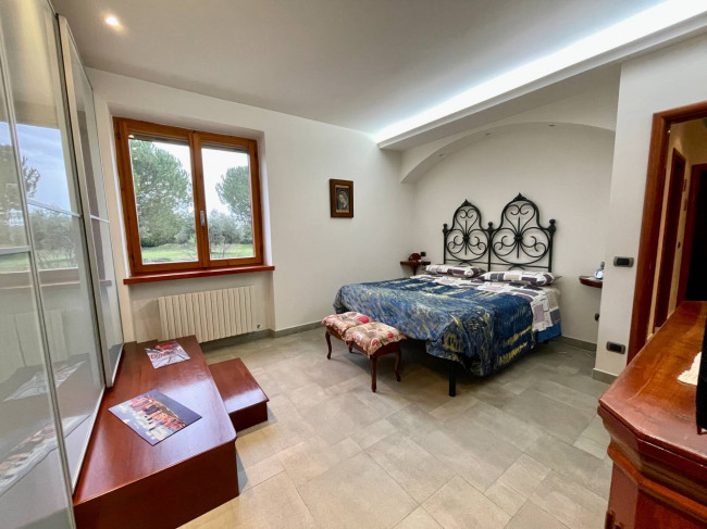 Villa in vendita a Macerata