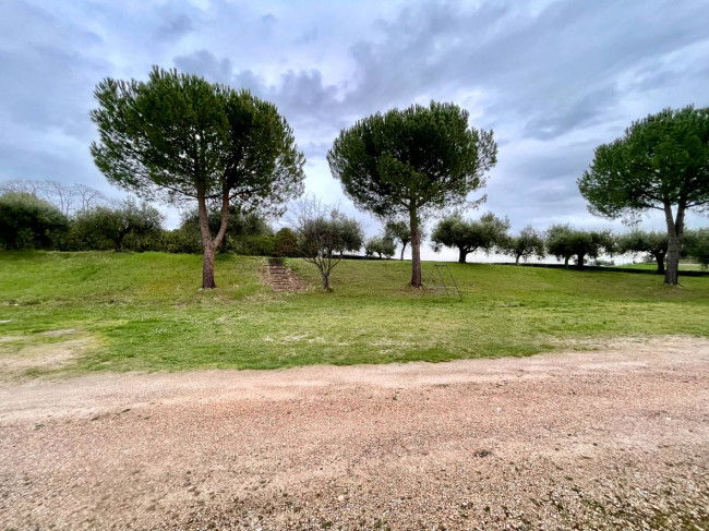 Villa in vendita a Macerata