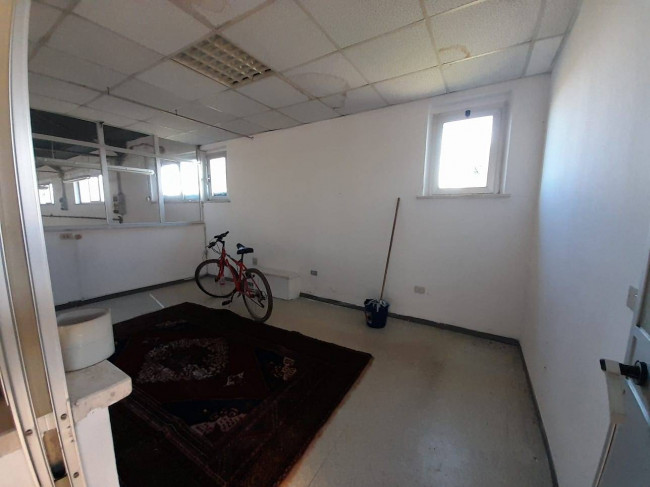 Opificio in affitto a Sant'Elpidio a Mare