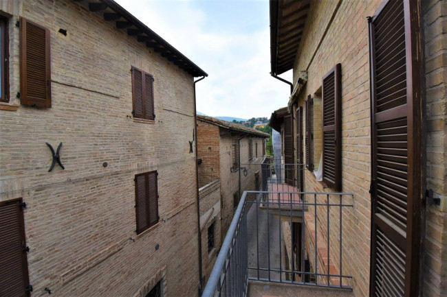 Casa cielo-terra in vendita a Sarnano