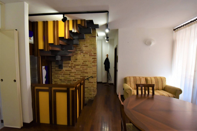 Casa cielo-terra in vendita a Sarnano