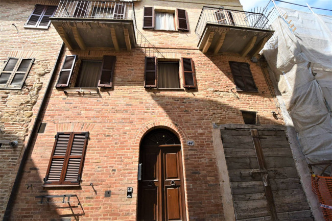 Casa cielo-terra in vendita a Sarnano