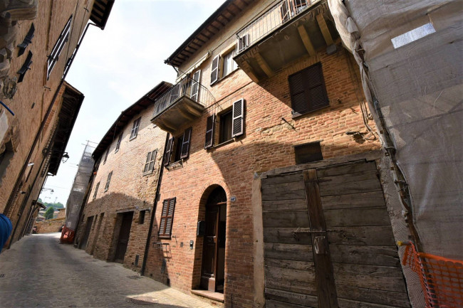 Casa cielo-terra in vendita a Sarnano
