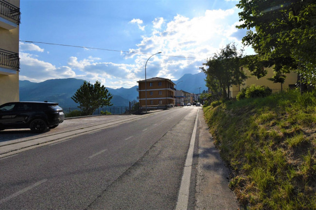 Appartamento in vendita a Montemonaco