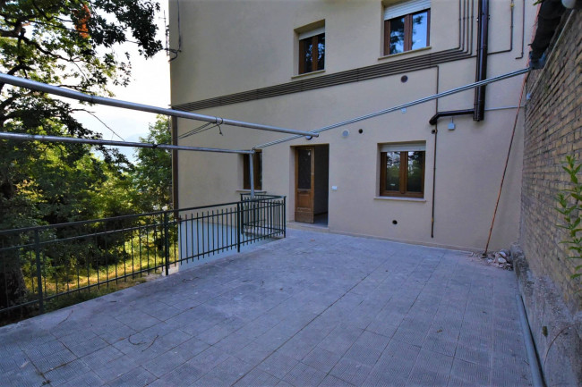 Appartamento in vendita a Montemonaco