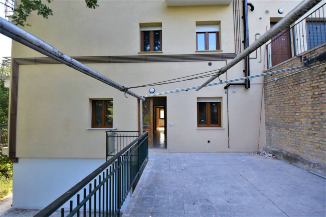 Appartamento in vendita a Montemonaco