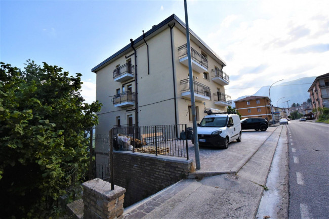 Appartamento in vendita a Montemonaco