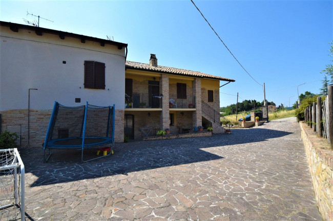 Casa cielo-terra in vendita a Servigliano